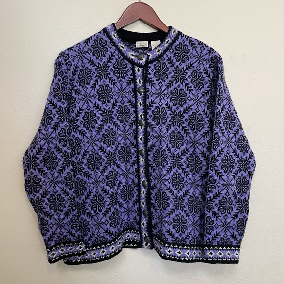 L.L. Bean Sweaters - Vtg Women's L.L. BEAN Nordic CARDIGAN SWEATER, Wool MED  Preppy Purple SNOWFLAKE